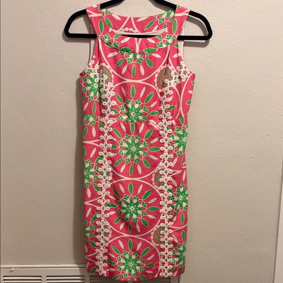 Lilly Pulitzer Dresses & Skirts - Lilly Pulitzer Pink and Green Geometric Mini Dress